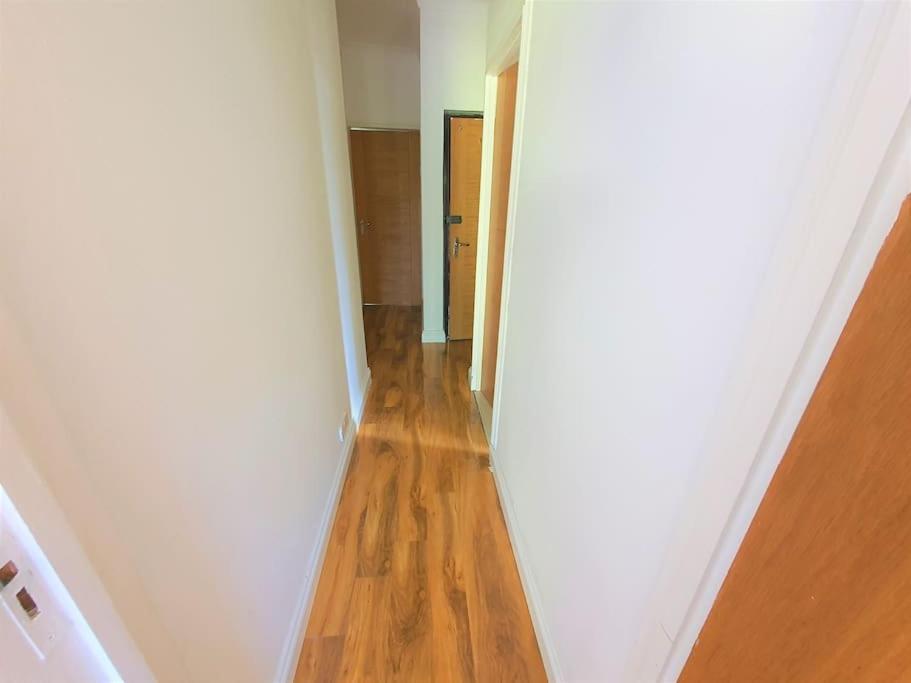 2 Bedroom Flat - Travel Direct To Heathrow/Central London Exterior photo