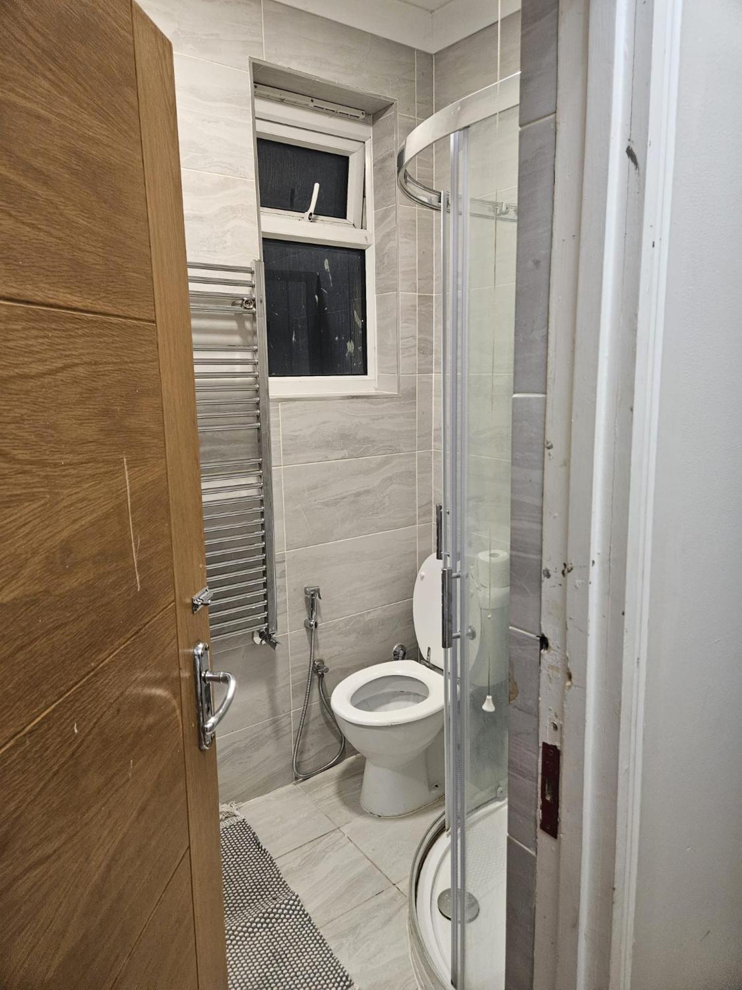 2 Bedroom Flat - Travel Direct To Heathrow/Central London Exterior photo