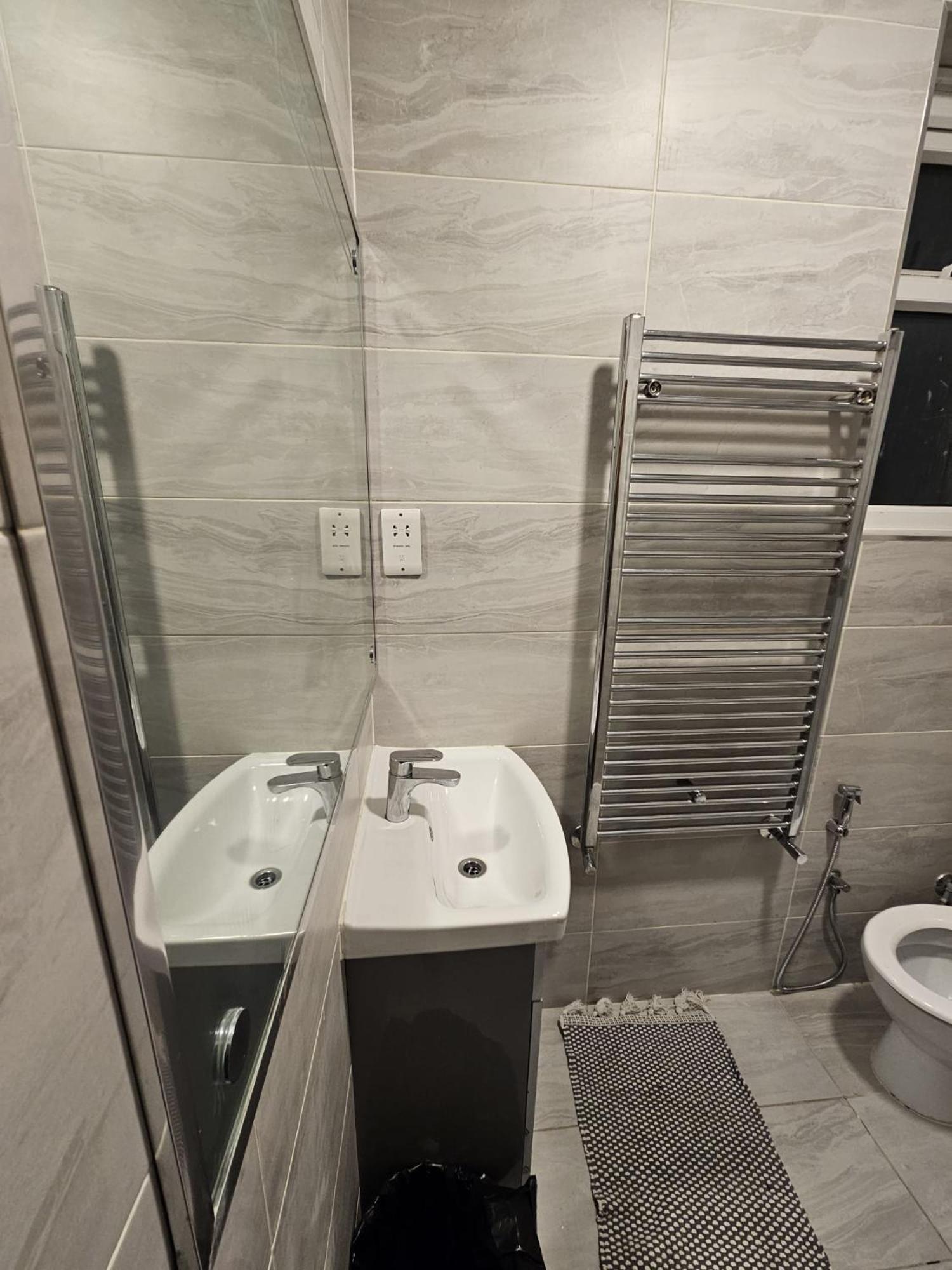 2 Bedroom Flat - Travel Direct To Heathrow/Central London Exterior photo